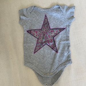 Gray hand painted star leopard onesie 6-9m